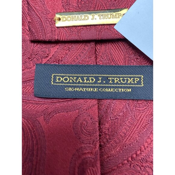 Donald J Trump Signature Collection Neck Tie Burgundy Red Paisley 59" - Picture 3 of 7